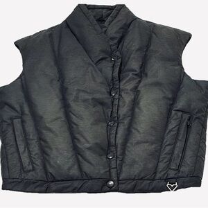 Obermeyer Cropped Puffer Vest, Size M, Charcoal Gray